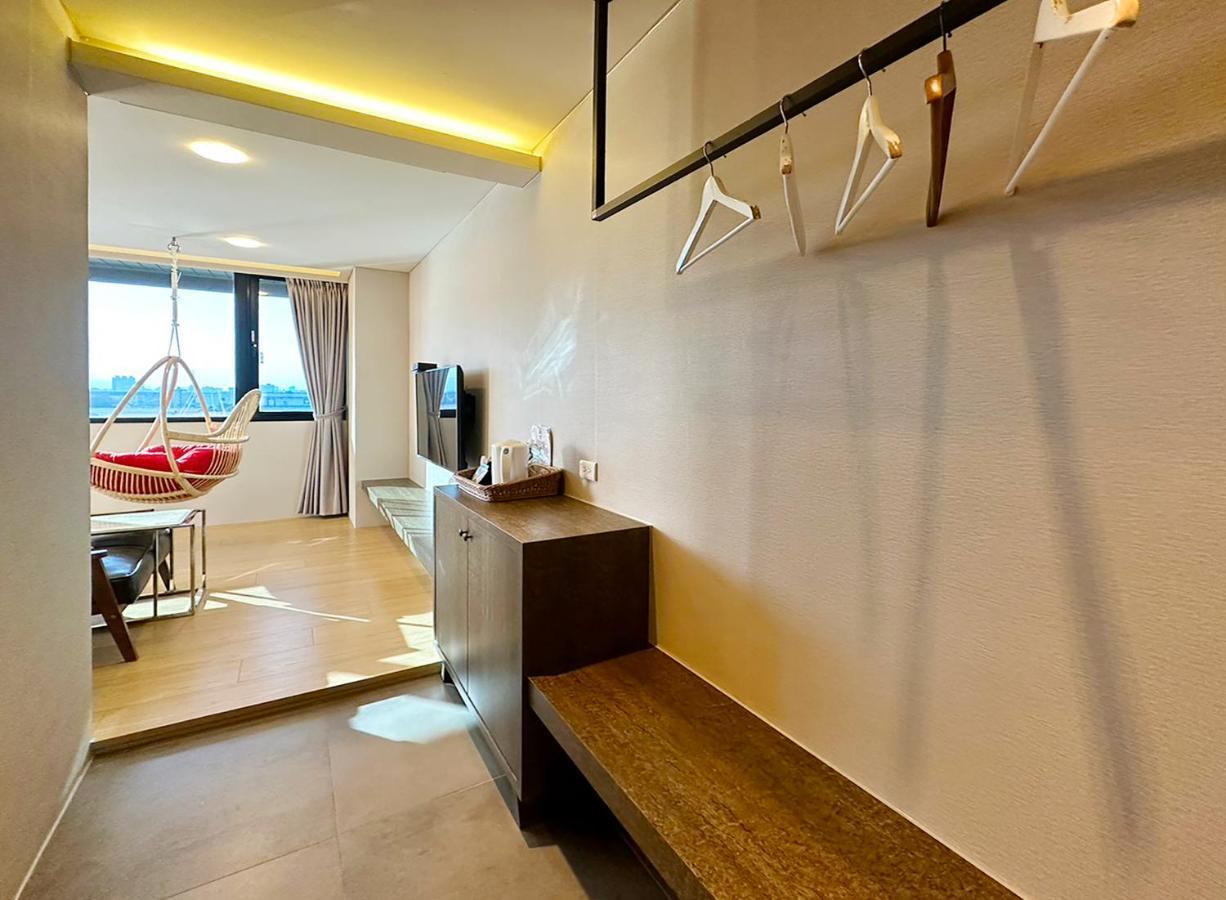 Master Homestay Wujie Exterior photo